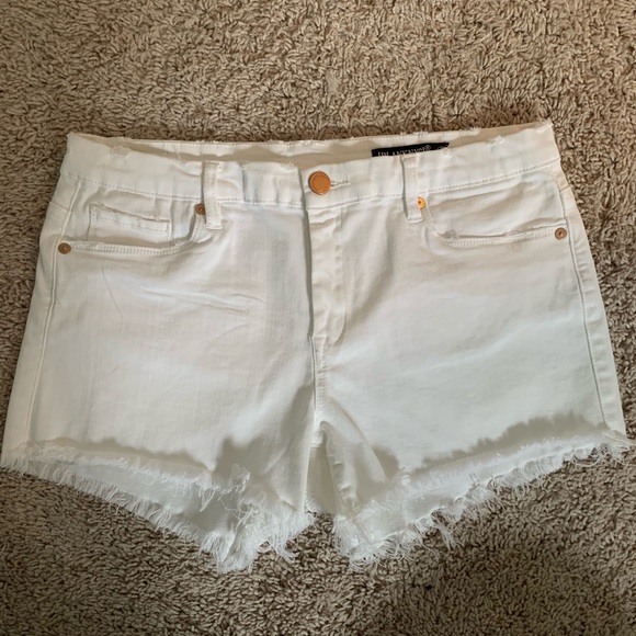 Blank nyc white jean shorts Clearance